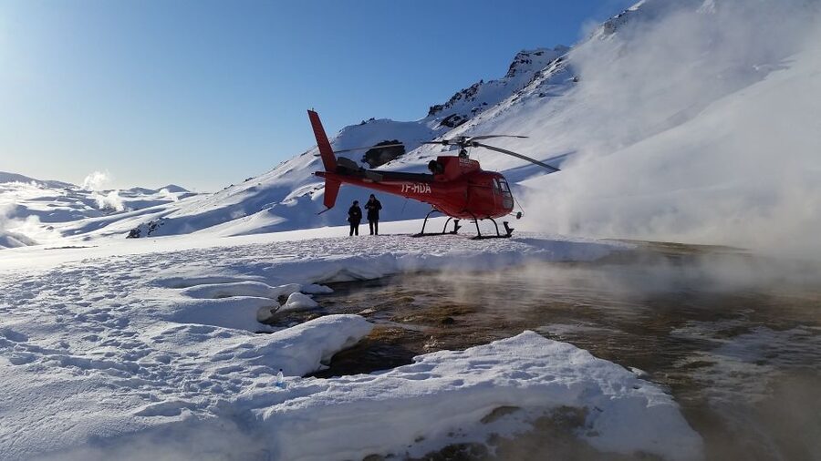 1-Hour Helicopter Tour in Iceland: The Geothermal Tour - The first views: Reykjavik from above