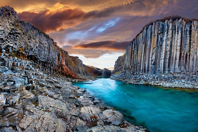11-Day Ultimate Iceland Ring Road Private Tour - Day 7: Svartifoss, Eldhraun, and Reynisfjara