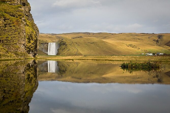 2-Day South Coast Waterfalls, Jokulsarlon Glacier Lagoon and Hike from Reykjavik - Reykjavik pickup and the early start