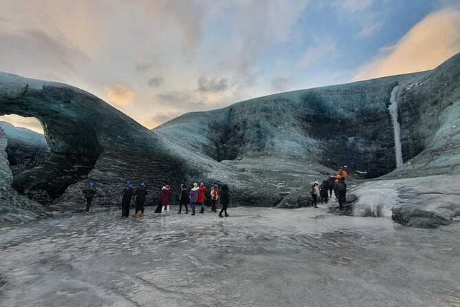 3-Day Golden Circle, South Coast & Ice Cave - Small Group Tour - Day one: Þingvellir, steam, and the Golden Circle