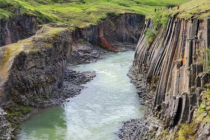 4, 5, 6 or 7-Day Small-Group Ring Road Tour from Reykjavik - Day six: Snæfellsnes coast and Kirkjufell