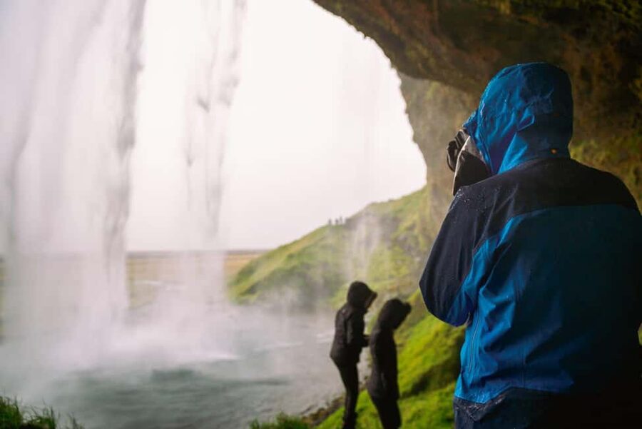4-Day South Coast, Blue Ice Cave, Glacier Lagoon Tour - What the $1,337 price includes