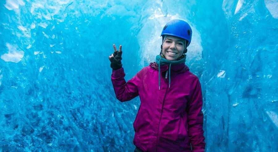 4-Day South Coast, Blue Ice Cave, Glacier Lagoon Tour - Day 1: A simple Reykjavík arrival
