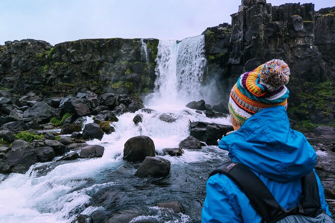 6-Day Iceland Adventure Pack - Day 4: Waterfalls and the black beach