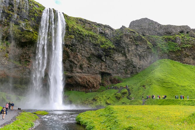 6 Day Iceland Ring Road Highlights Tour With Accommodation - Day 3: East Iceland and the value of the Deluxe upgrade