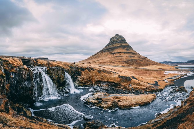 8-Day Small Group Tour Around Iceland from Reykjavik - Day 1: Þingvellir, Geysir, and Gullfoss