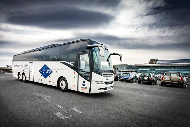 Airport Express Shared Departure transfer from Reykjavik City to Keflavik Airport - The 45-minute ride across Iceland