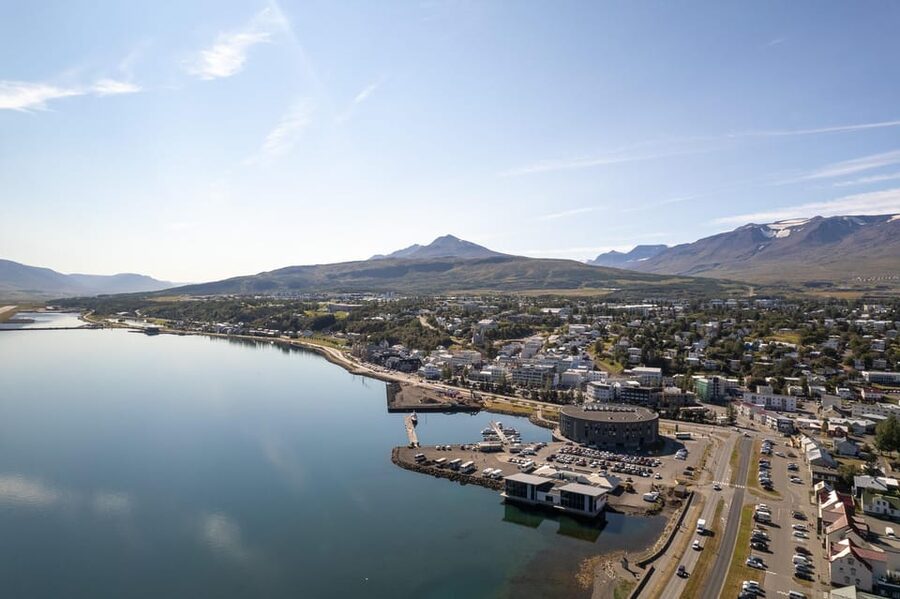 Akureyri: City Walk with Local Food - Starting at Akureyri’s City Center or Port