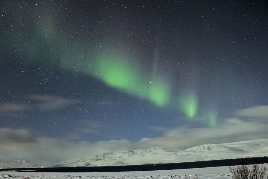 Akureyri: Hunt for the Northern Lights Photography Tour - Practical details for a smoother night