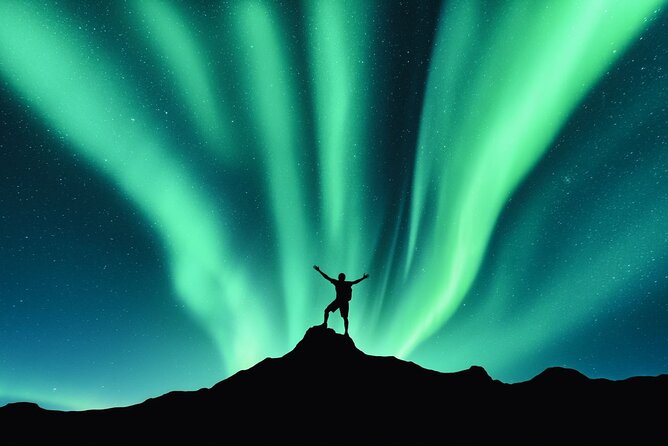 Akureyri Northern Light Tour - Photography help can add real value