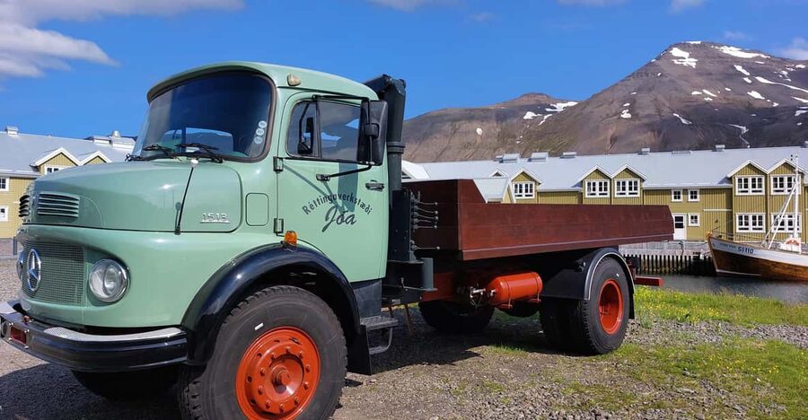 Akureyri-Siglufjörður; Half day to the arctic coastline - Free time for town streets and bakery refreshments