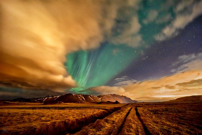 Aurora/Northern light hunt and photos (photography help provided) - Weather, cancellations, and the real risk