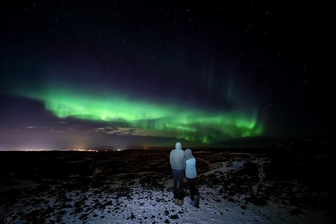 Aurora/Northern light hunt and photos (photography help provided) - One Iceland stop, with darkness as the main attraction