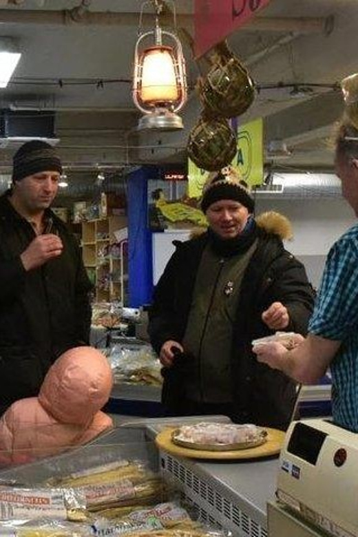 Authentic Reykjavik Food Tour with Flea Market Delights - Fourth stop: 15 minutes and a faster tasting
