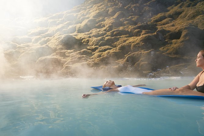 Blue Lagoon Admission Ticket Including Transfer - Using the Blue Lagoon during a flight connection
