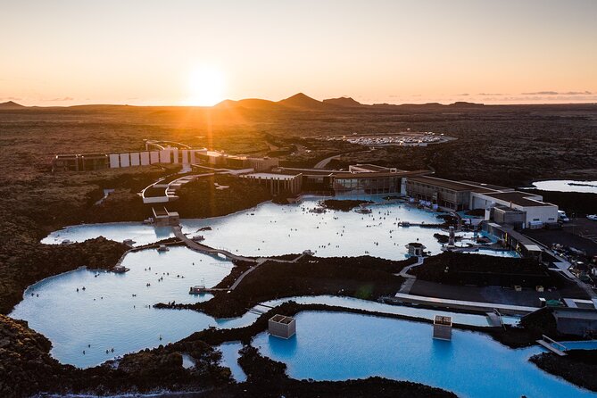 Blue Lagoon Entry Ticket with Optional Private or Shared Transfer - How crowded is the Blue Lagoon?