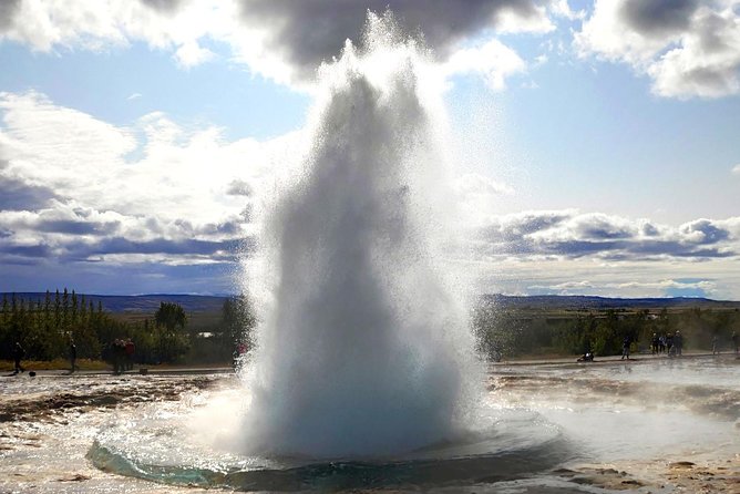 Blue lagoon Premium and Private Golden circle tour - Kerid Crater and a volcanic color change