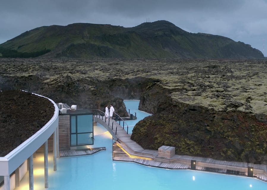 Blue Lagoon: Retreat Spa Experience & Private Changing Suite - Visiting the main Blue Lagoon