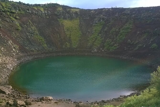 Classic Golden Circle & Kerið Small-Group Tour from Reykjavík - Gullfoss: Iceland’s big waterfall opening act