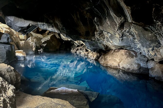Cruise Tour Godafoss and Myvatn Lake and Baths Small Group - Grjótagjá: a cave with a hot blue pool