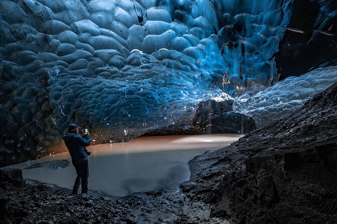 Crystal Ice Cave & Super Jeep Tour from Jökulsárlón - Walking across Breiðamerkurjökull