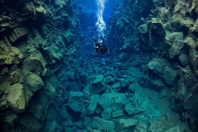 Dive the Divide: Silfra Fissure Scuba Tour | Reykjavik Pickup - The best part: clarity and geological drama