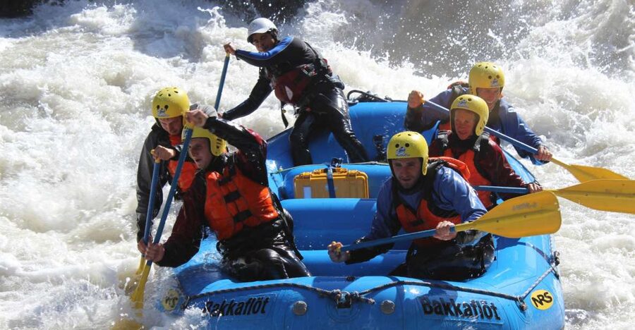 East Glacial River Extreme Rafting - Meeting the River at Bakkaflöt