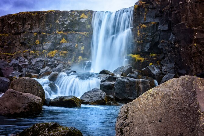Exclusive Golden Circle & Sky Lagoon Private Day Tour - Gullfoss: Iceland’s Two-Level Waterfall