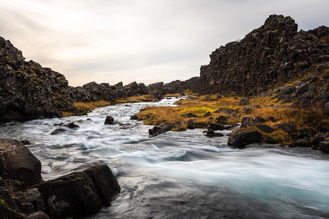 Exclusive Thingvellir National Park Private Day Tour - The approach to the UNESCO site