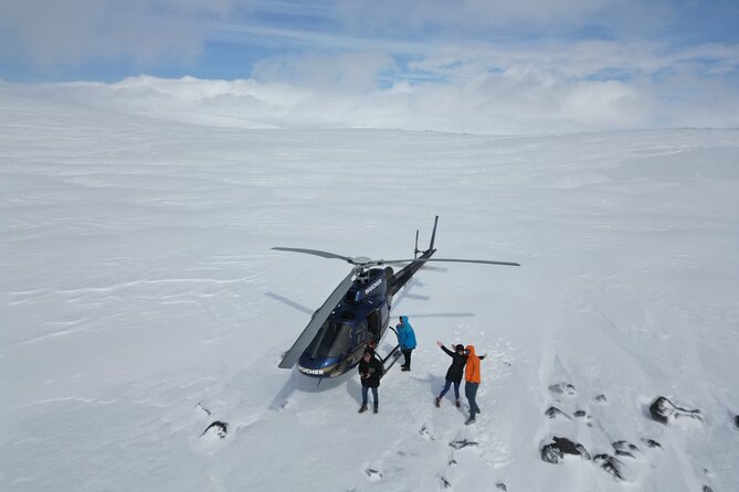 Fire and Ice Helicopter Tour: Glacier and Hengill Geothermal Area - Þórisjökull: 15 minutes on a glacier