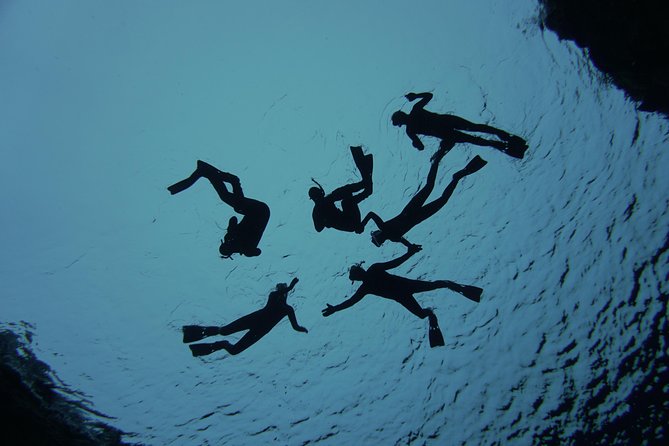 Freedive Silfra Half Day Tour - The short walk to Silfra