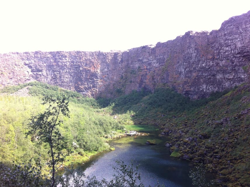 From Akureyri: Diamond Circle Tour with Waterfalls - Godafoss: A Strong Start at the Waterfall of the Gods