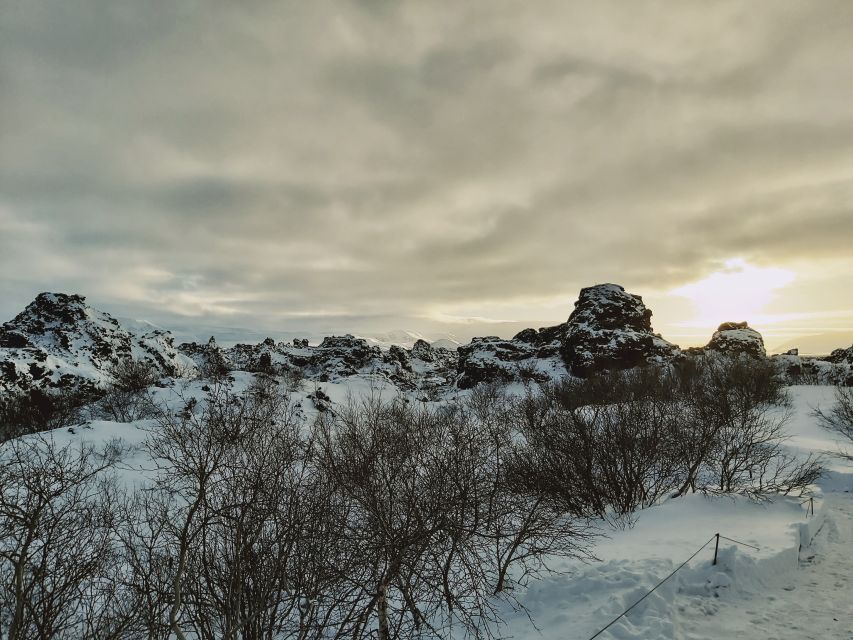 From Akureyri: Godafoss and Lake Myvatn - Grjótagjá: a short cave stop with a big setting