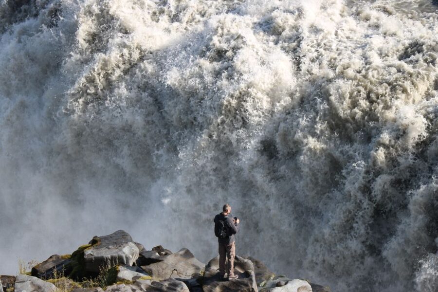 From Akureyri: Private Dettifoss Waterfall Jeep Tour - Skútustaðagígar explains the crater fields