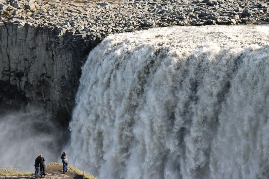 From Akureyri: Private Dettifoss Waterfall Jeep Tour - Goðafoss begins the day with grace