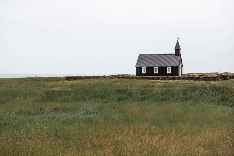 From Grundarfjordur: Snaefellsnes Peninsula Half-Day Tour - Guides, driving, and the quality of the commentary