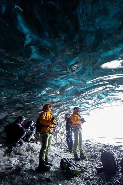 From Jökulsárlón: Vatnajökull Glacier Blue Ice Cave Tour - Why the three-hour schedule works, and where it feels short