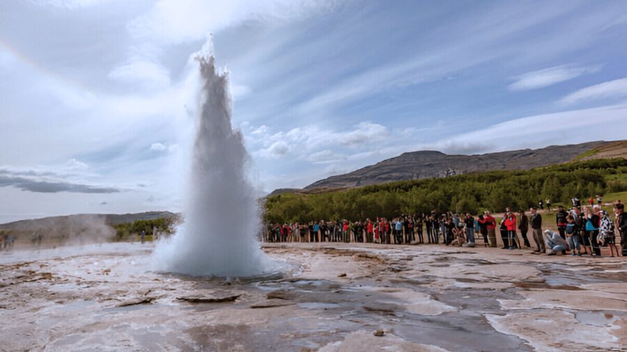 From Keflavik Airport: Private Golden Circle Tour in Iceland - Turning an airport arrival into a full Iceland day