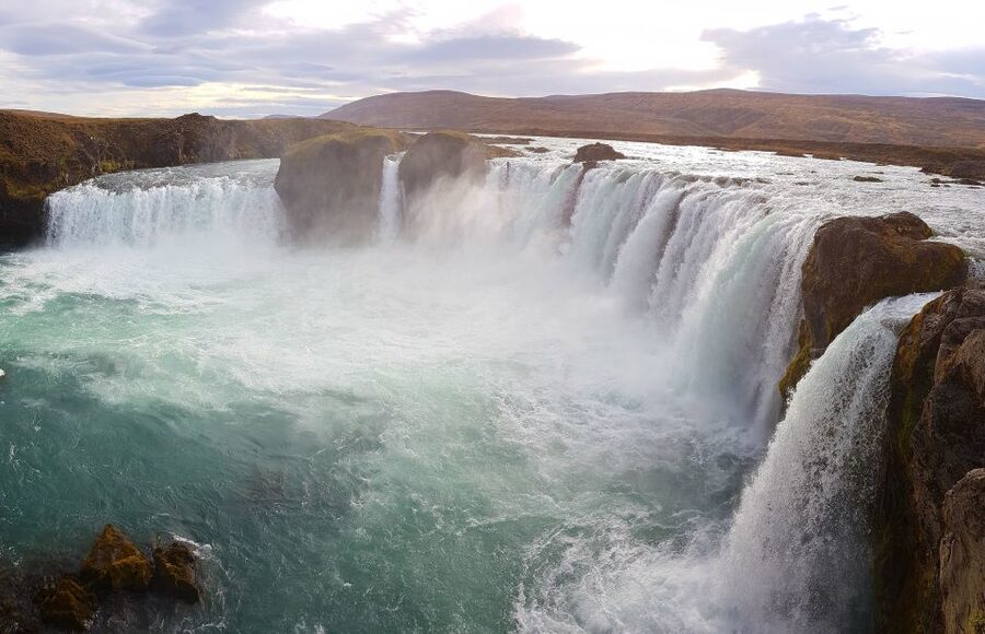 From Reykjavík: 4, 5, 6 or 7-Day Small-Group Ring Road Tour - Day five: Borgarfjörður, lava, and Icelandic horses