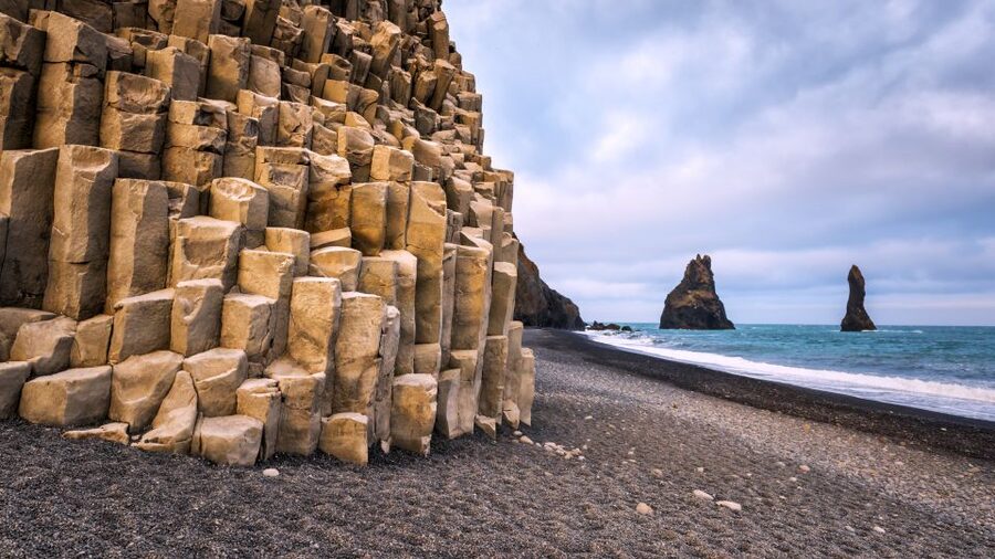 From Reykjavik: 4-Day Blue Ice Cave and Northern Lights Tour - Guides, group size, and the daily feel