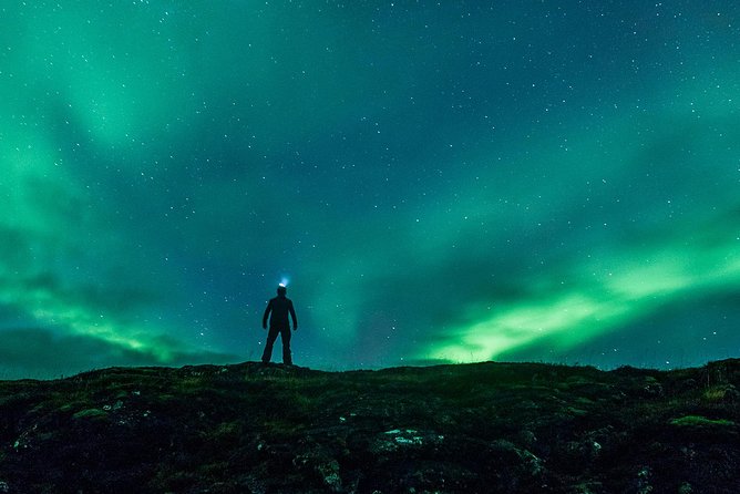 From Reykjavik 4x4 Minibus Northern Lights with Photo and Cocoa - Why this Reykjavik Northern Lights trip is appealing