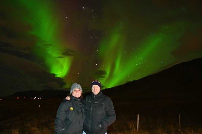 From Reykjavik 4x4 Minibus Northern Lights with Photo and Cocoa - Booking advice for a smoother night
