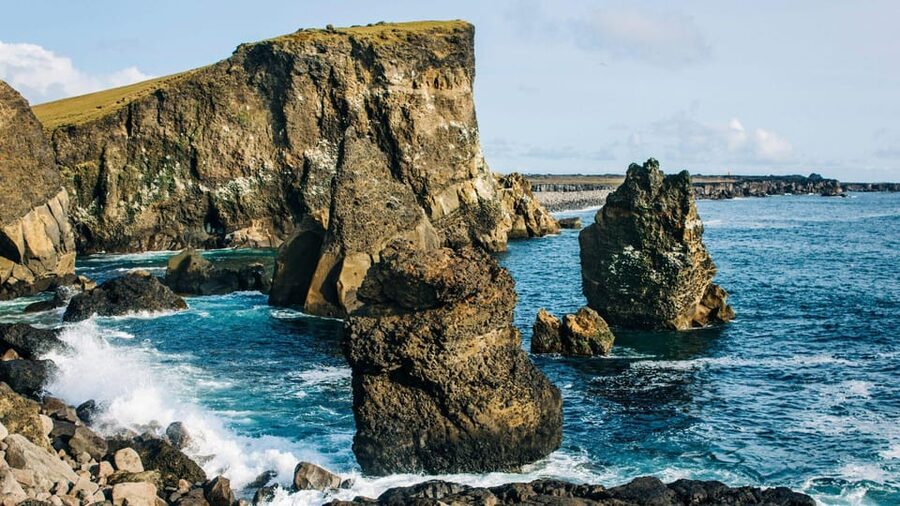 From Reykjavik: Blue Lagoon and Reykjanes Peninsula Tour - Gunnuhver: boiling mud and an Icelandic ghost story