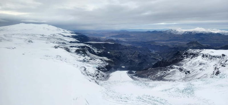 From Reykjavik: Fire And Ice Helicopter Tour with 2 Landings - Starting at ACE FBO Reykjavik