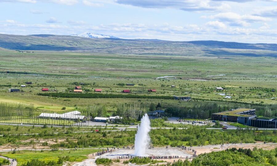 From Reykjavik: Full Day Whale Watching & Golden Circle Tour - Geysir and the five-minute wait