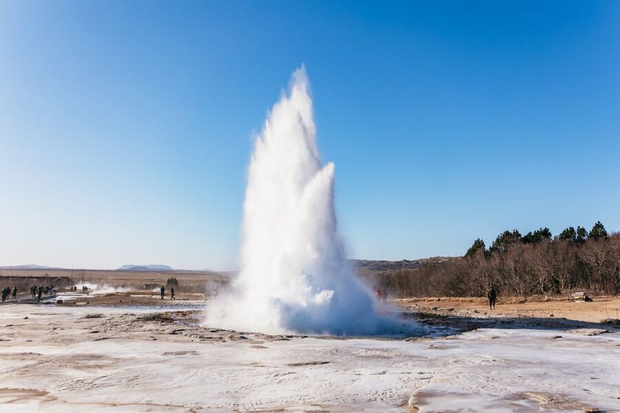From Reykjavik: Golden Circle and Glacier Snowmobiling - One hour on a Langjökull snowmobile