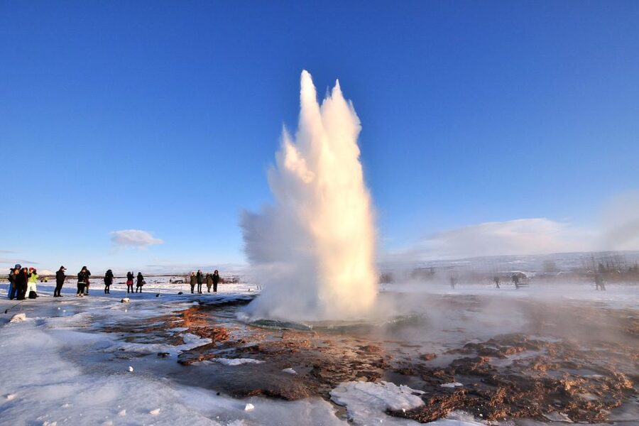 From Reykjavik: Golden Circle and Northern Lights Tour - Weather, clothing, and comfort
