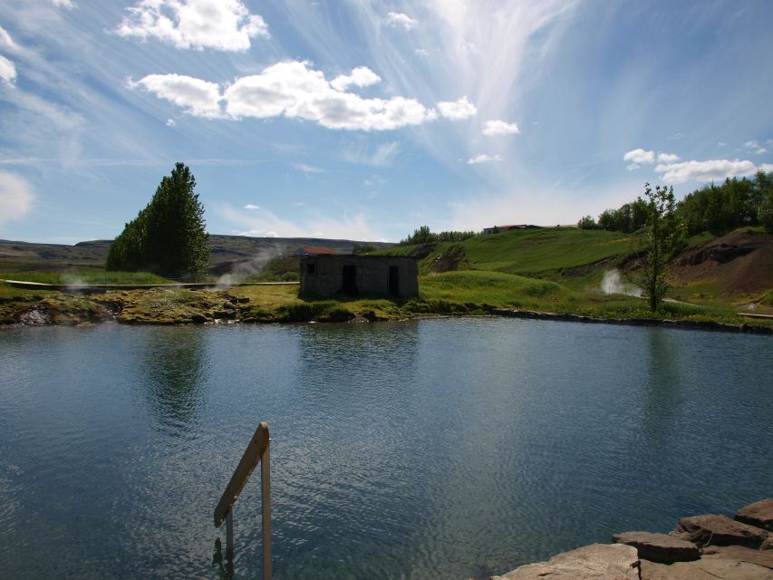 From Reykjavik: Golden Circle and Secret Lagoon Day Tour - Key points at a glance