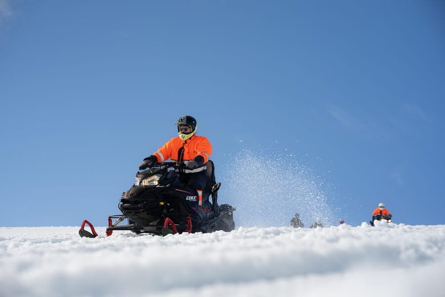 From Reykjavik: Golden Circle and Snowmobiling Tour - Why this tour works so well in one day