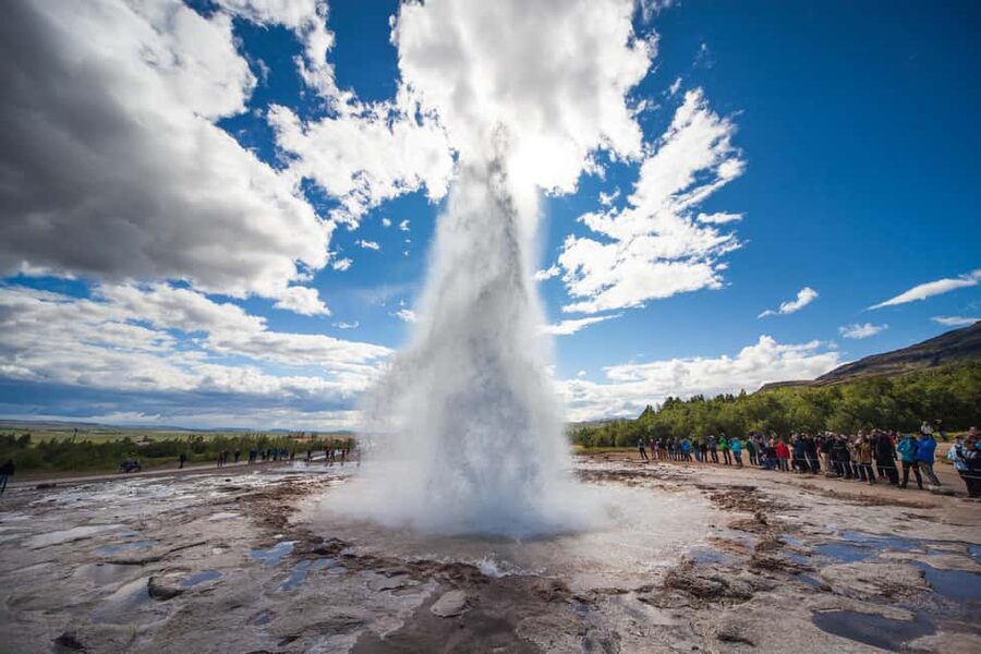 From Reykjavik: Golden Circle & Blue Lagoon Private Day Tour - Thingvellir, where two plates pull apart